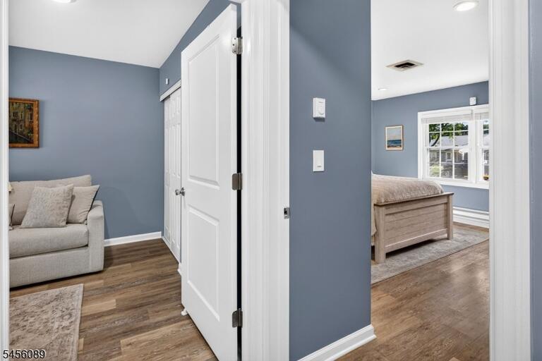 Property listing MLS 4048841 photo 17