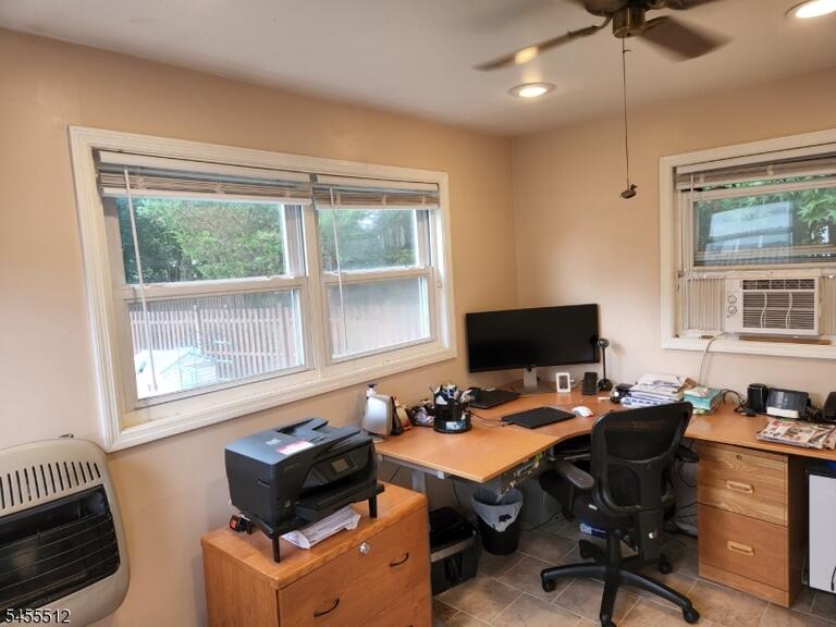 Property listing MLS 4048843 photo 7