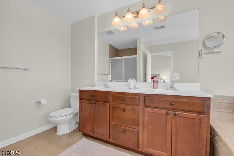 Property listing MLS 4048852 photo 25