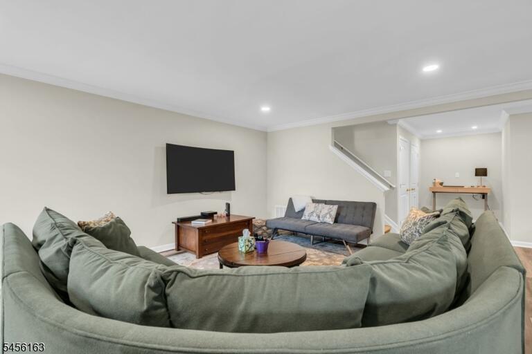 Property listing MLS 4048852 photo 29