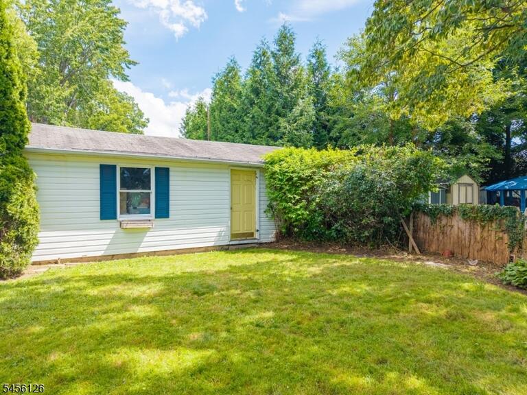 Property listing MLS 4048853 photo 26