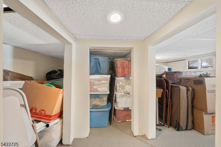 Property listing MLS 4048857 photo 27