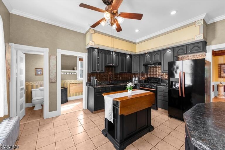 Property listing MLS 4048859 photo 14