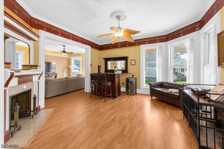 Property listing MLS 4048859 photo 9