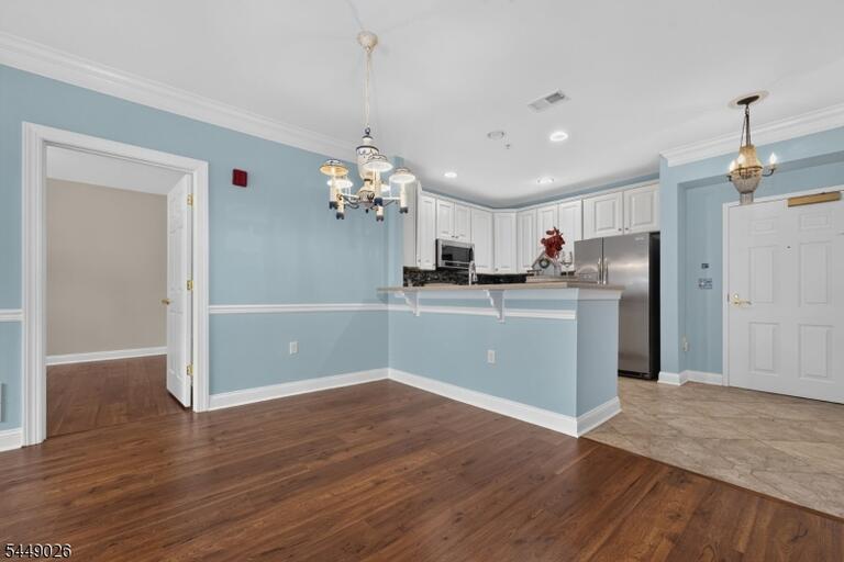 Property listing MLS 4048861 photo 8
