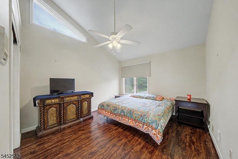 Property listing MLS 4048862 photo 12