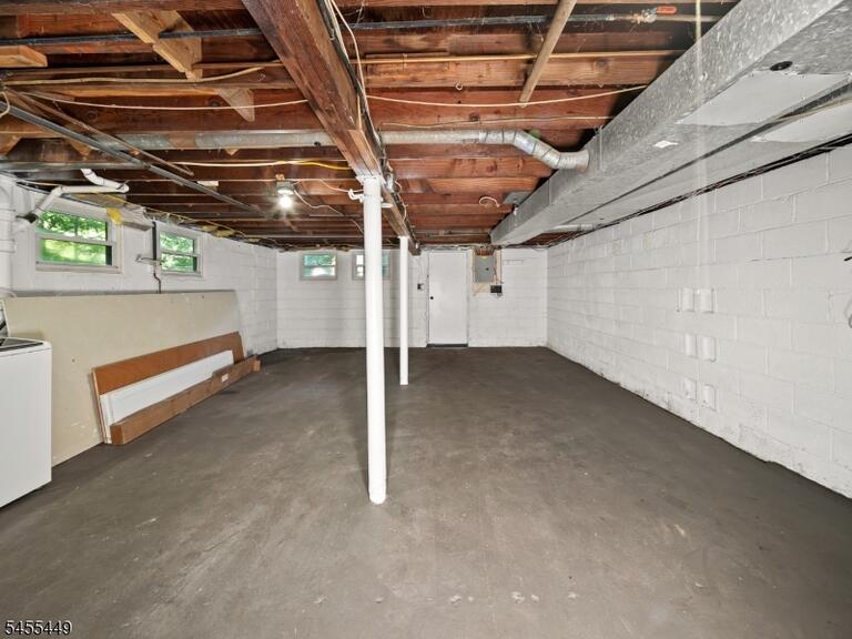 Property listing MLS 4048870 photo 22