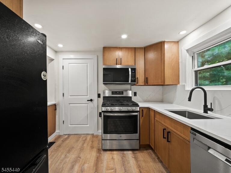 Property listing MLS 4048870 photo 8