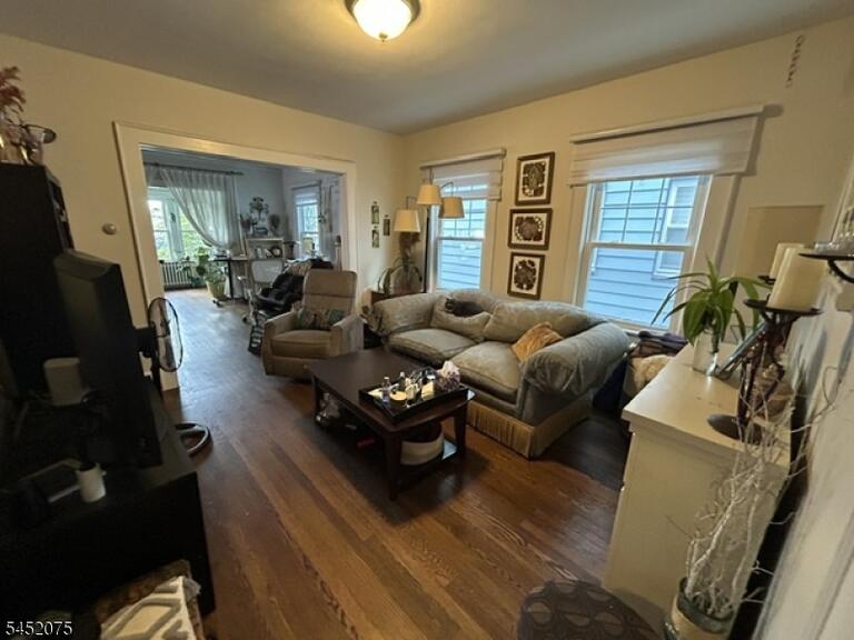 Property listing MLS 4048871 photo 5