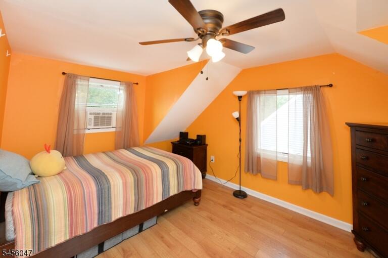 Property listing MLS 4048874 photo 19