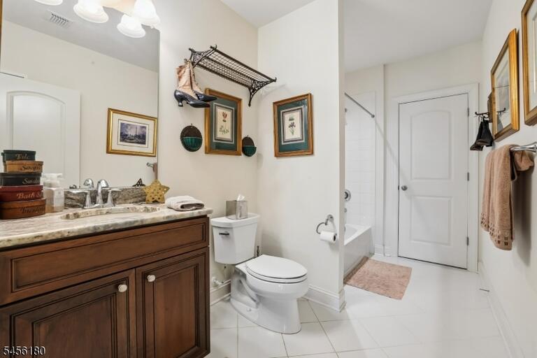 Property listing MLS 4048877 photo 27
