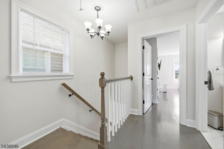 Property listing MLS 4048880 photo 15