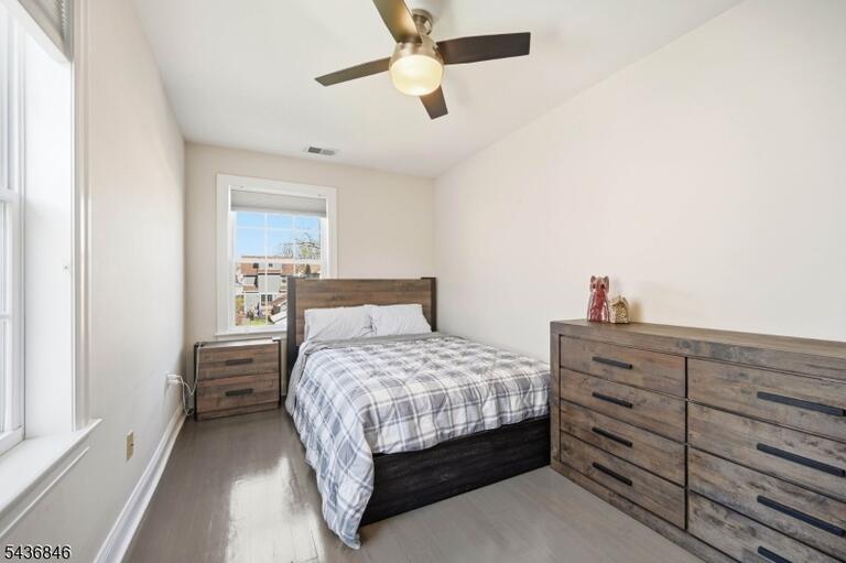 Property listing MLS 4048880 photo 16
