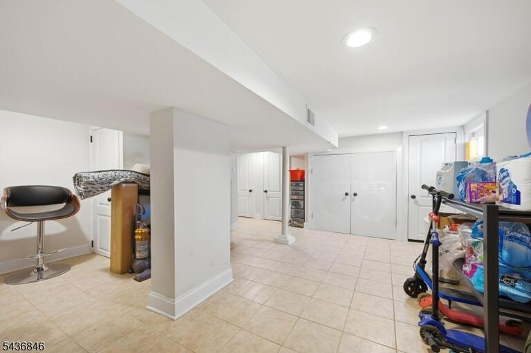Property listing MLS 4048880 photo 21