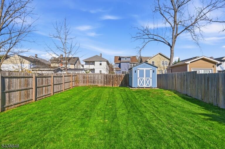 Property listing MLS 4048880 photo 25