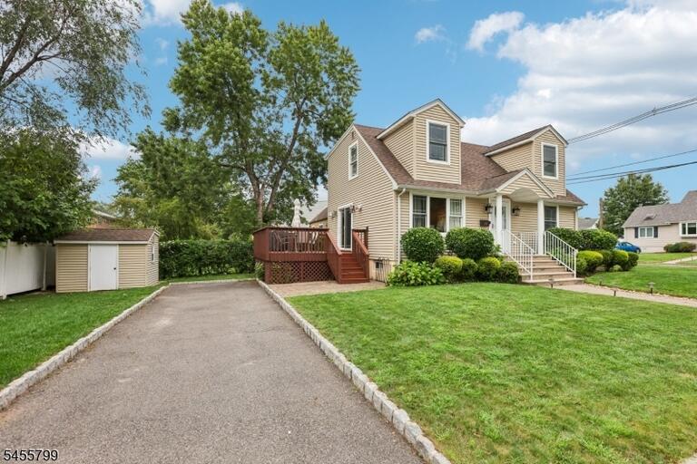 Property listing MLS 4048886 photo 4