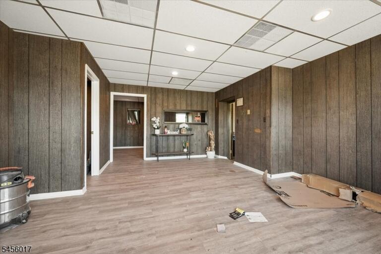 Property listing MLS 4048887 photo 7