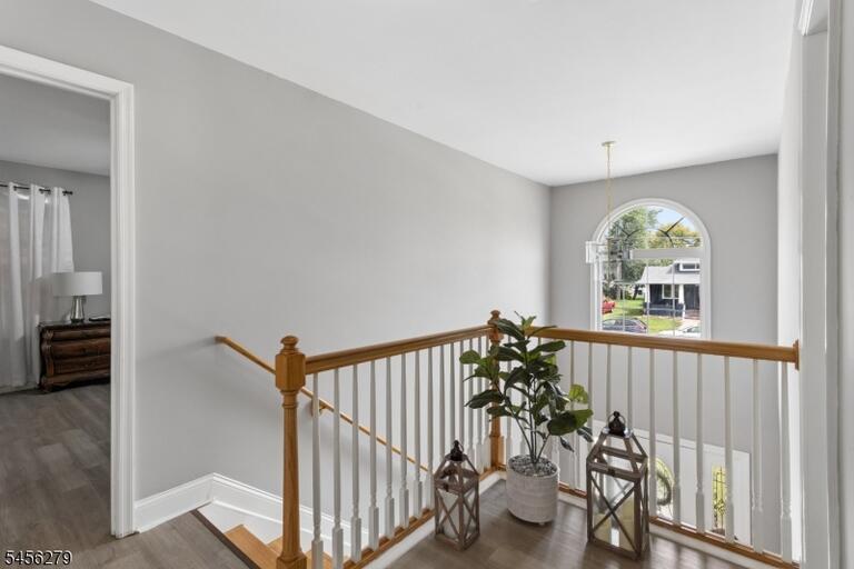Property listing MLS 4048901 photo 10