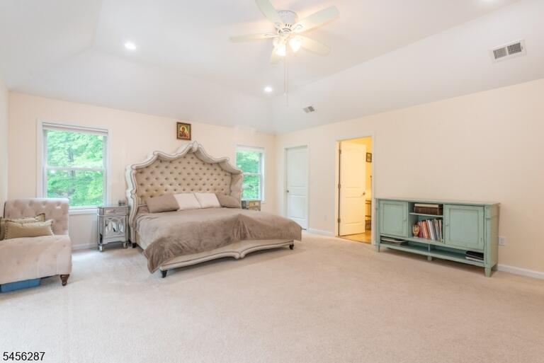 Property listing MLS 4048902 photo 19
