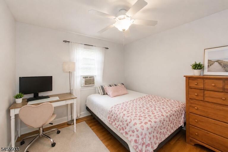 Property listing MLS 4048922 photo 12