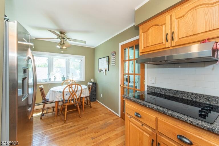 Property listing MLS 4048922 photo 8