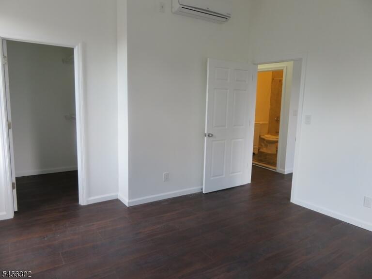Property listing MLS 4048923 photo 7