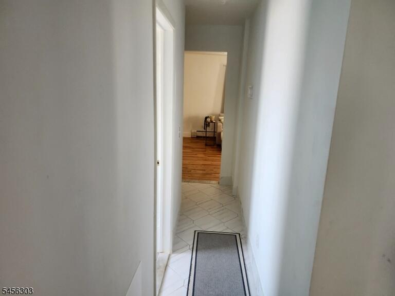 Property listing MLS 4048924 photo 6