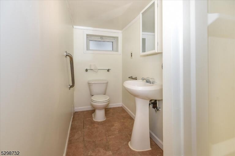 Property listing MLS 4048926 photo 24
