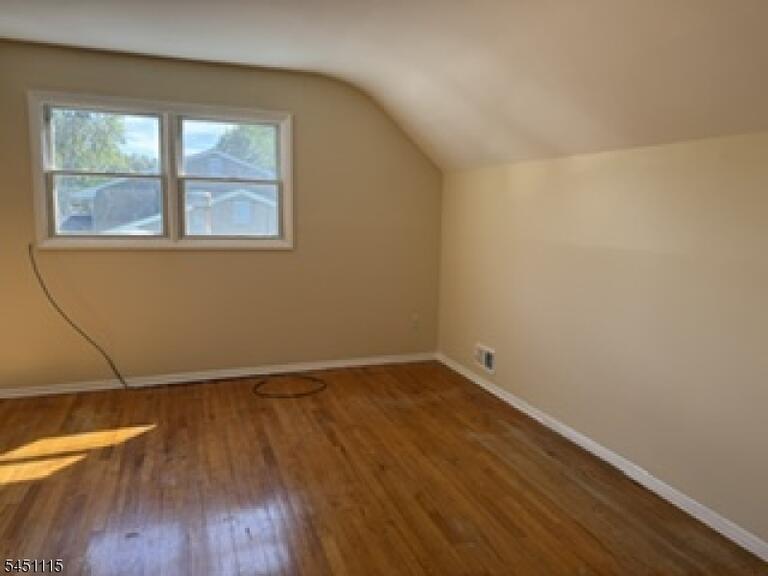 Property listing MLS 4048937 photo 12