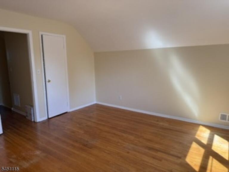 Property listing MLS 4048937 photo 13