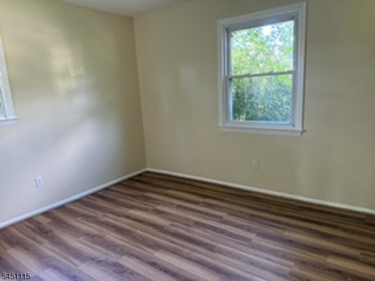 Property listing MLS 4048937 photo 9