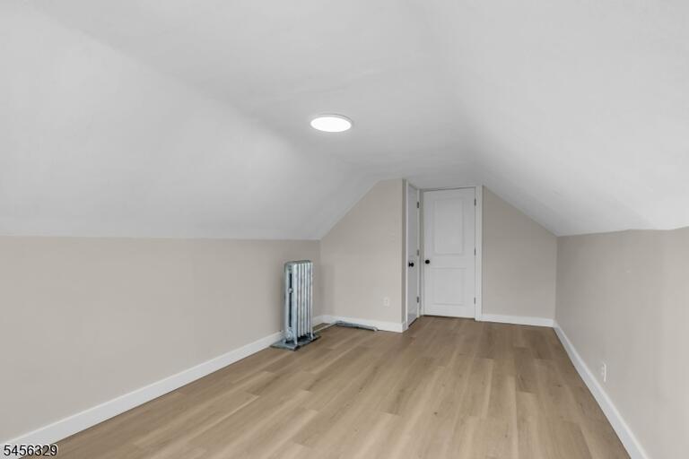 Property listing MLS 4048941 photo 40