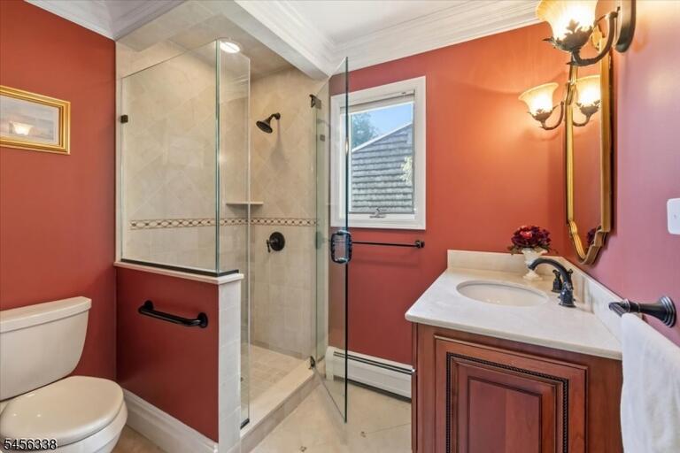 Property listing MLS 4048946 photo 17