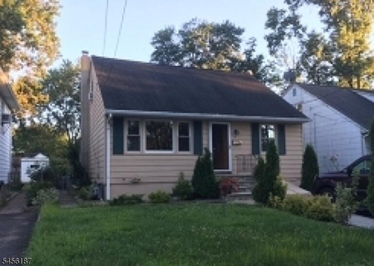 Property listing MLS 4048948 photo 1