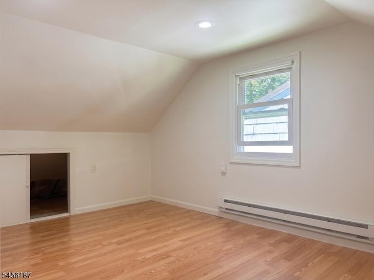 Property listing MLS 4048948 photo 18