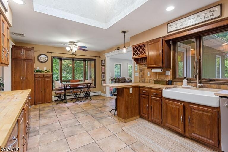 Property listing MLS 4048966 photo 15