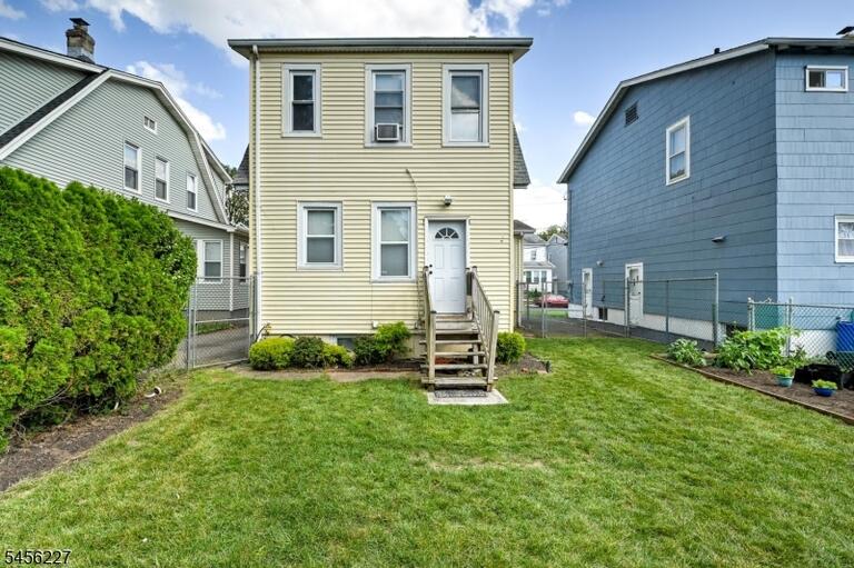 Property listing MLS 4048972 photo 34