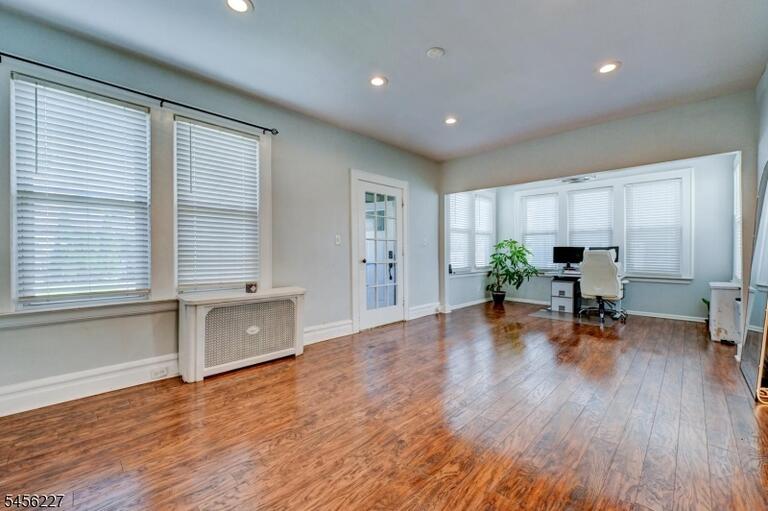 Property listing MLS 4048972 photo 7