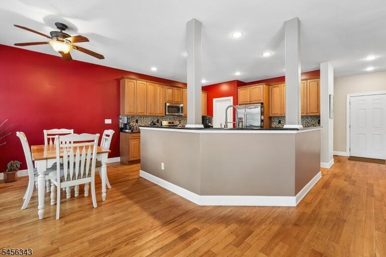 Property listing MLS 4048988 photo 7