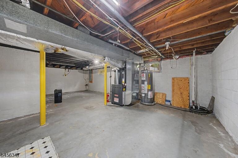 Property listing MLS 4048989 photo 35