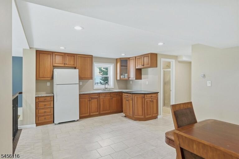 Property listing MLS 4048992 photo 27