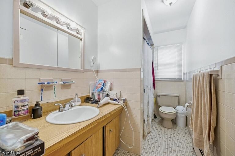 Property listing MLS 4048992 photo 38