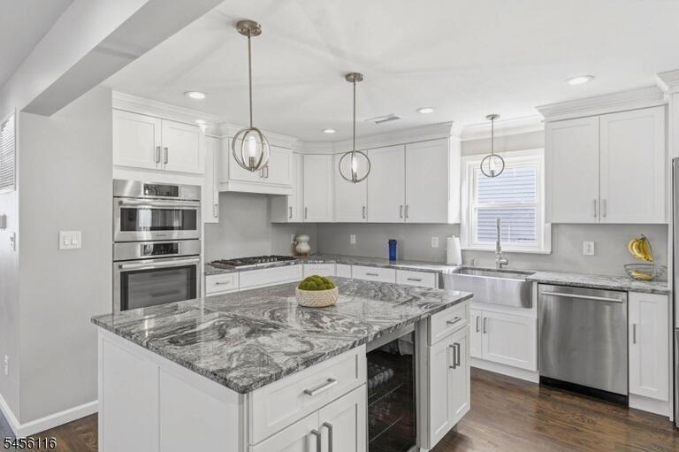 Property listing MLS 4048992 photo 8