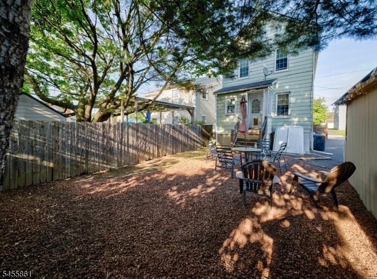 Property listing MLS 4048995 photo 16