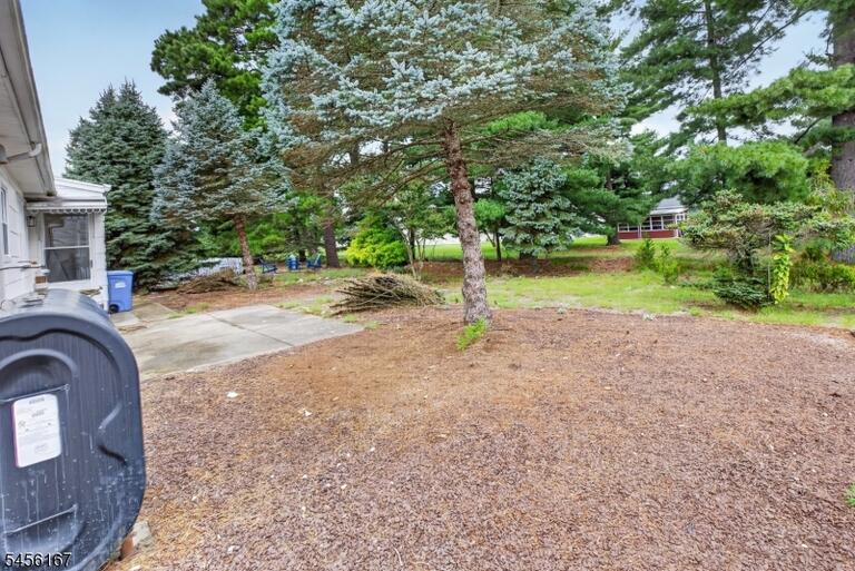 Property listing MLS 4048999 photo 36