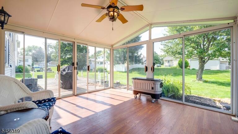 Property listing MLS 4049004 photo 18