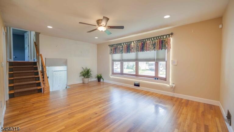 Property listing MLS 4049004 photo 9