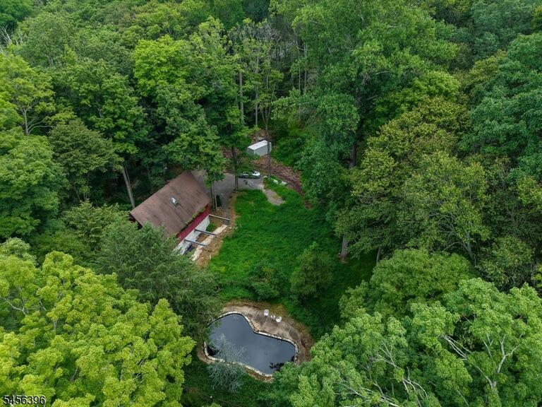 Property listing MLS 4049008 photo 3