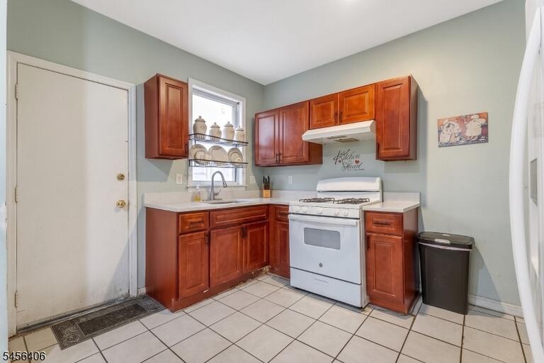 Property listing MLS 4049011 photo 6