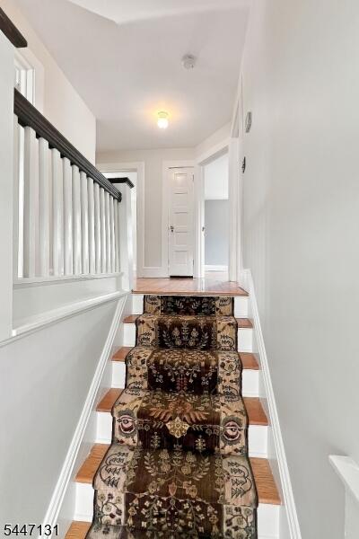 Property listing MLS 4049012 photo 23
